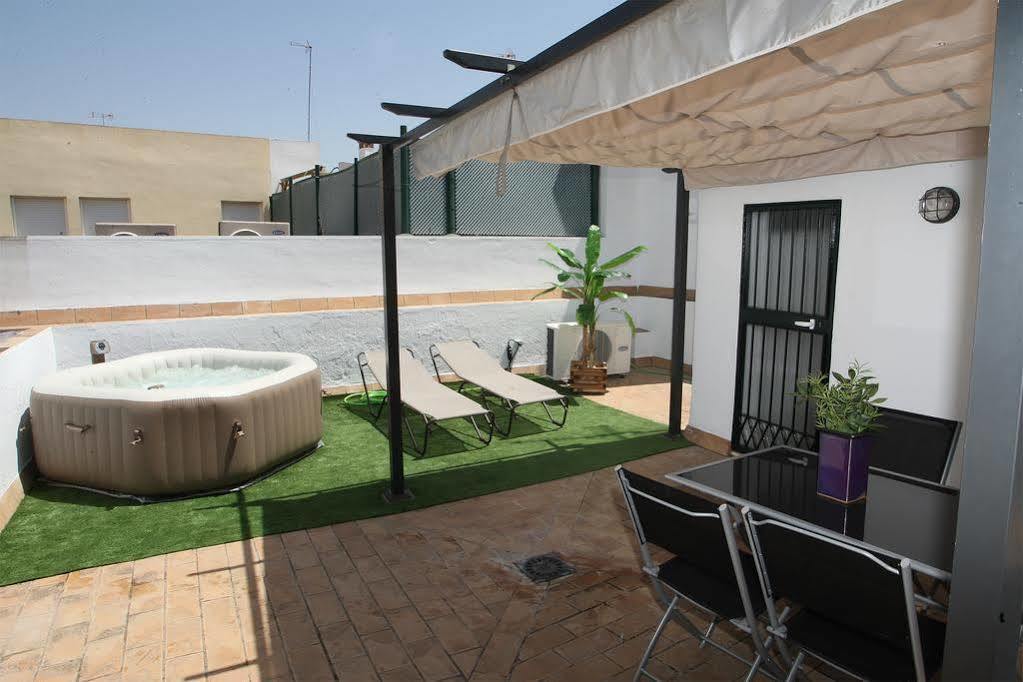Apartamentos Sevilla Centro Exterior photo